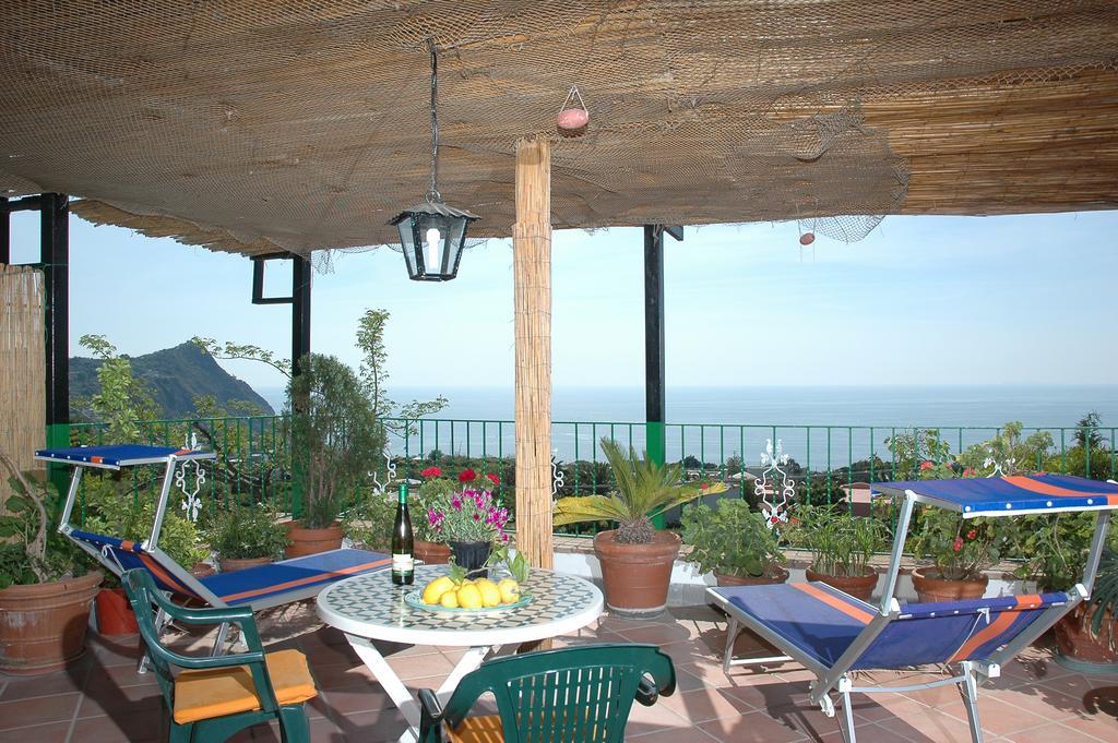 Appartamenti Bellavista Forio di Ischia Rum bild